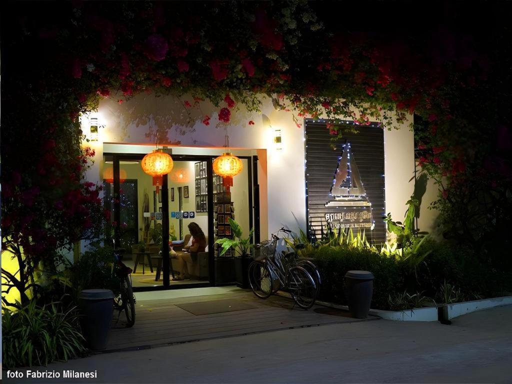 Ladear Angkor Boutique Hotel Siem Reap Exterior photo